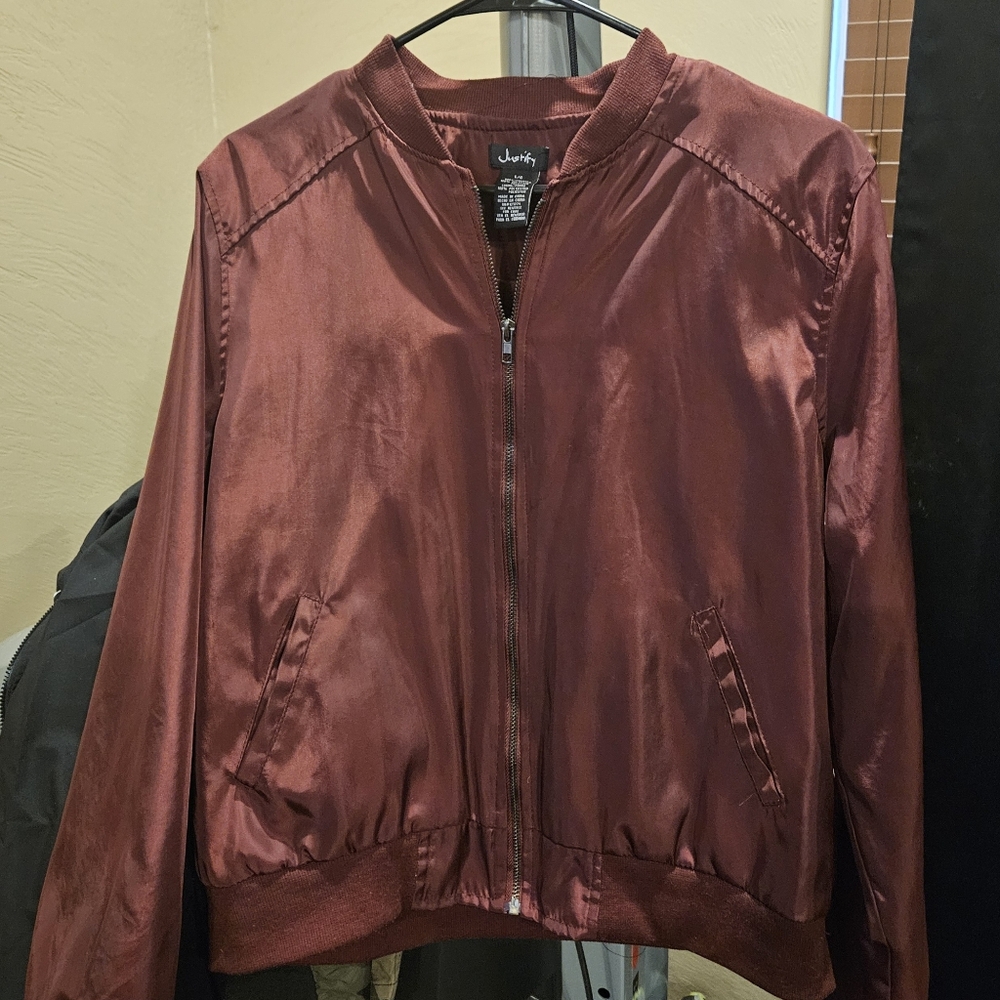 Justify light jacket